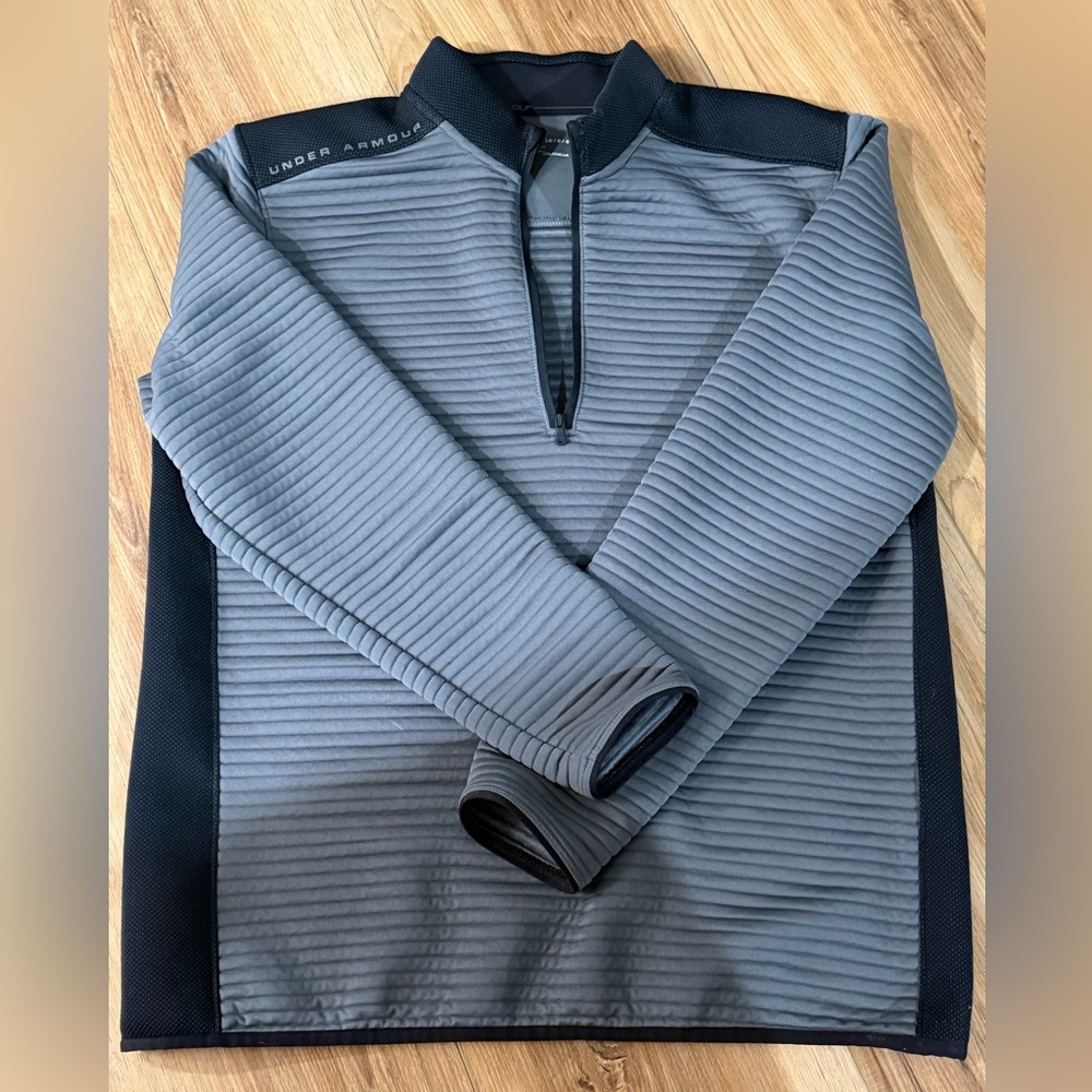 Under Armour Men's Gray and Black Half-Zip Golf Sweatshirt
